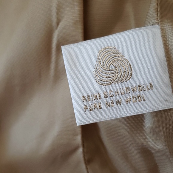 ESCADA wool blazer- beige with gold buttons- Vintage - Picture 9 of 12